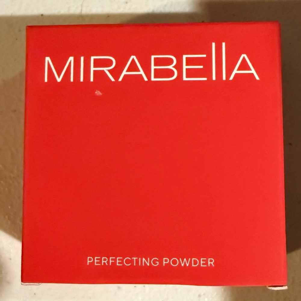 Perfecting Powder - Vibrant Red